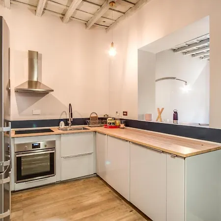 아파트 Stylish And Spacious Next To The Colosseum