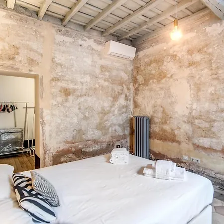 아파트 Stylish And Spacious Next To The Colosseum *
